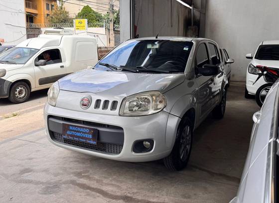 FIAT UNO 1.0 EVO VIVACE 8V FLEX 4P MANUAL FIAT UNO 1.0 EVO VIVACE 8V FLEX 4P MANUAL